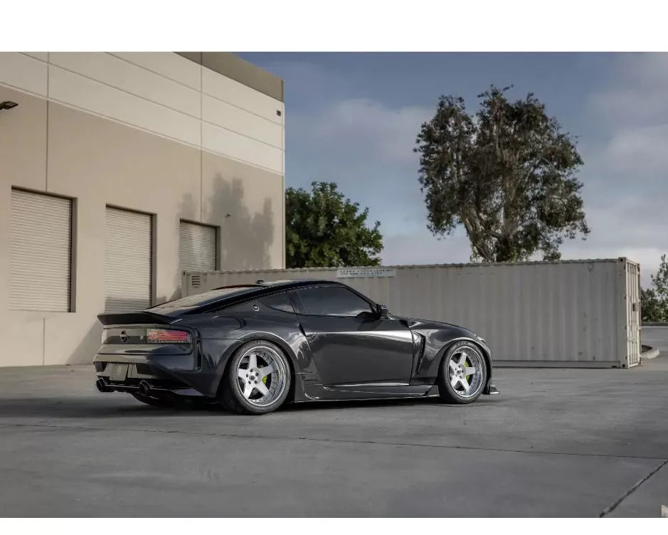 StreetHunter Widebody Kit w/ FRP Aero for 2023-2024 Nissan Z